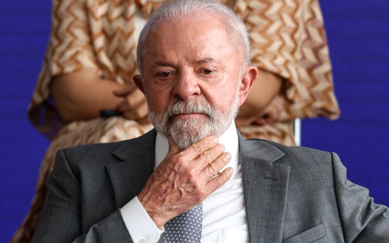 Lula recusa ajuda federal e fecha portas para resgate do BRB