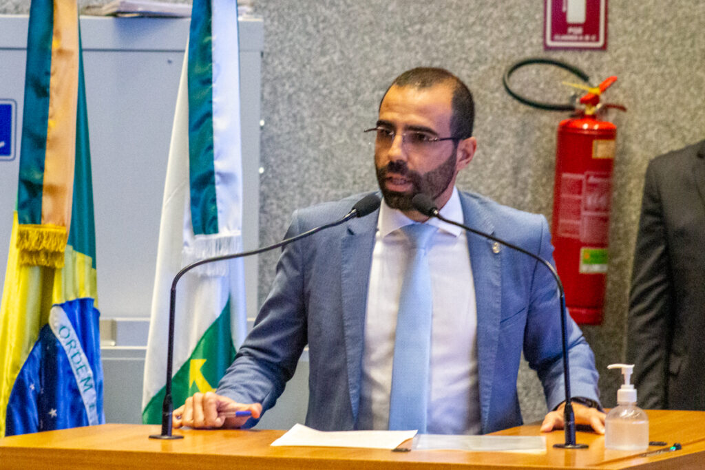 Manzoni lança candidatura a federal com Bia Kicis e Michelle