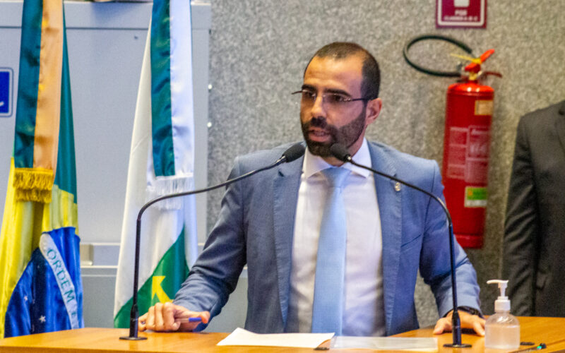 Manzoni lança candidatura a federal com Bia Kicis e Michelle