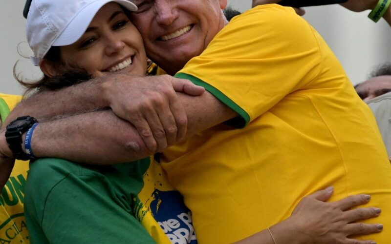 Michelle Bolsonaro: 'Não sei se terei um companheiro que cuide de mim