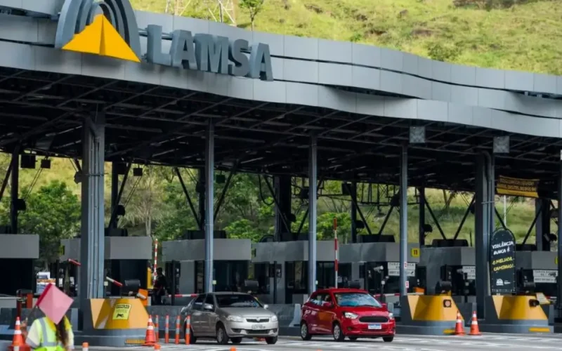 Fluxo em rodovias pedagiadas cai 1% em maio ante abril, diz ABCR