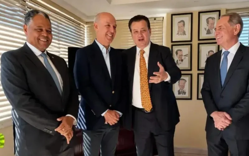 Kassab confirma apoio a Arruda e defende redução de impostos
