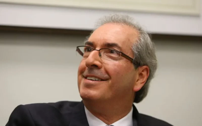 Cunha nega irregularidade em emendas e defende 'interlocução política