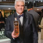 Cachaça brasileira é lançada no bicentenário com Reino Unido