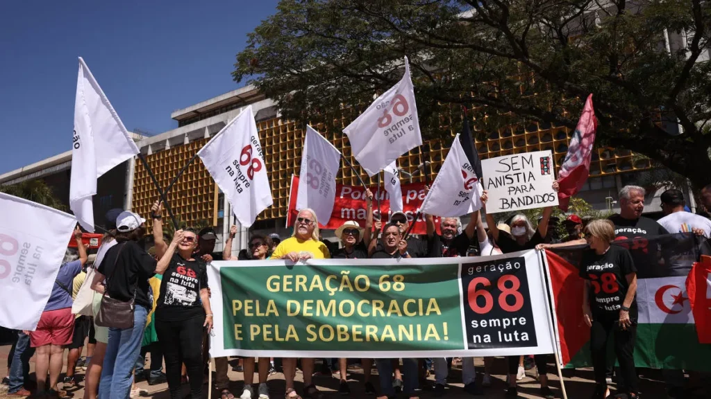 Movimentos populares criam brigadas pró-reeleição de Lula