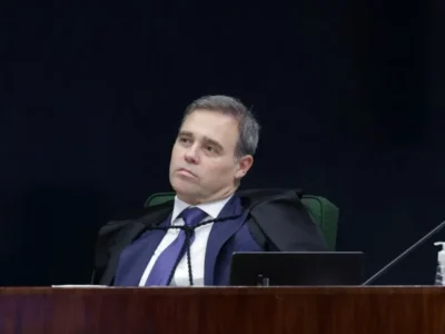 Mendonça autoriza novo inquérito contra Lulinha por tráfico de influência