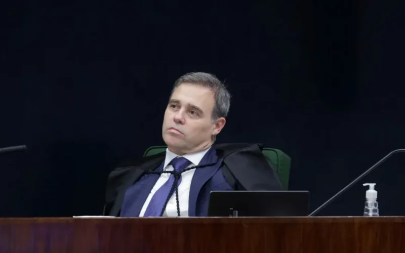 Mendonça autoriza novo inquérito contra Lulinha por tráfico de influência