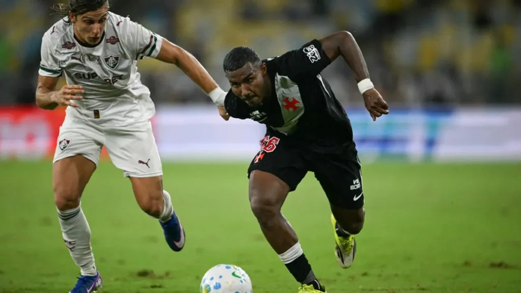 Vasco e Fluminense empatam sem gols no Maracanã
