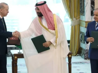 Arábia Saudita, Turquia e Paquistão assinam pacto militar