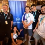 Elytron leva 10 colaboradores a imersão mundial em Las Vegas