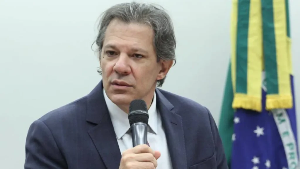 Haddad vai questionar gestão Tarcísio após PM seguir seu motorista
